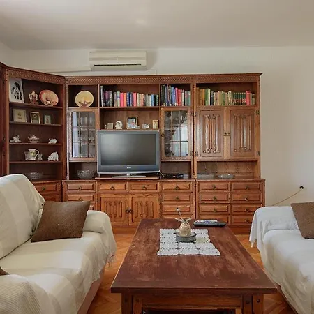 Beautiful Cristian 1 Apartment