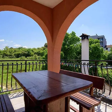 Beautiful Cristian 1 Apartment