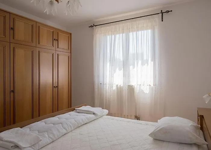 Beautiful Cristian 1 Apartment