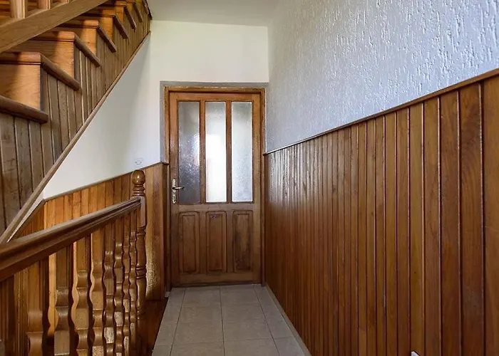 Beautiful Cristian 1 Apartment *